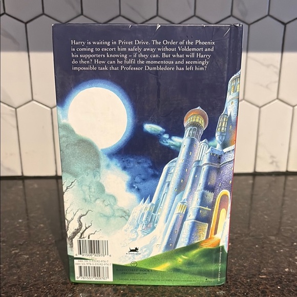 Harry Potter and the Deathly Hallows Hardcover Book - Picture 2 of 5